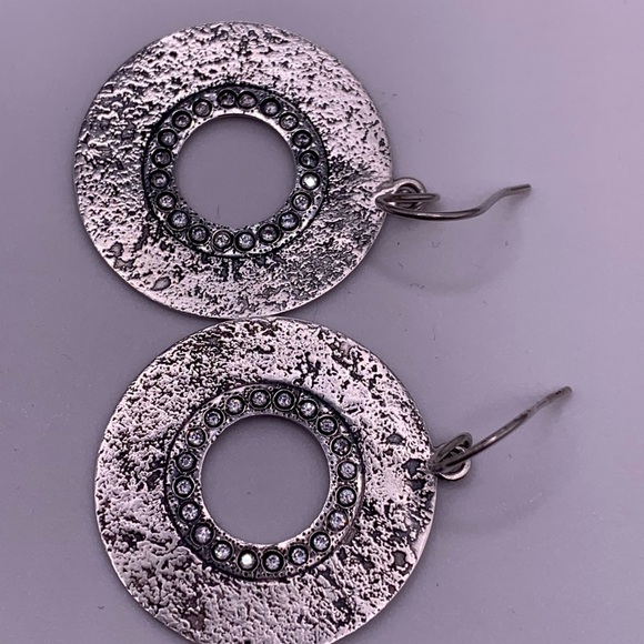 Silpada Vintage Textured Oxidized Sterling & Cubic Zirconia Disc Earrings - Picture 10 of 15
